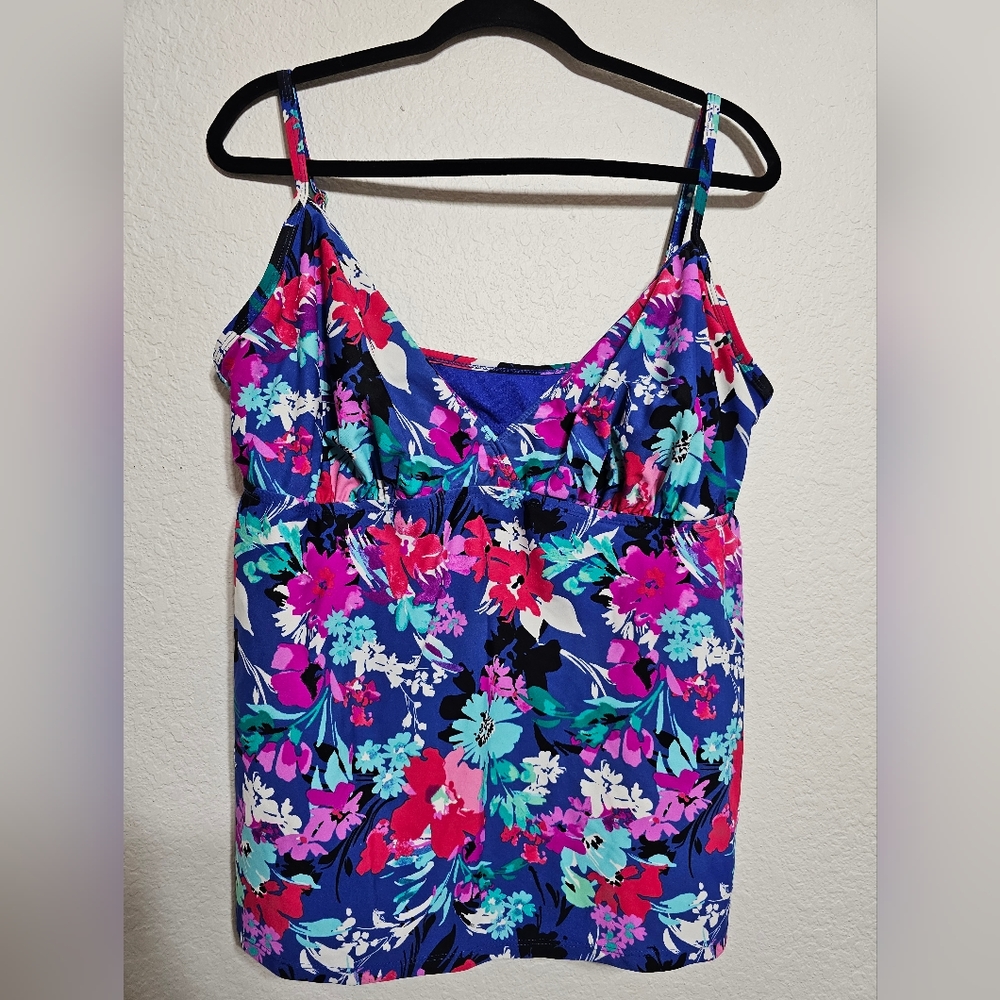 Catalina Tankini Top with adjustable Straps 2X (18w-20w)>